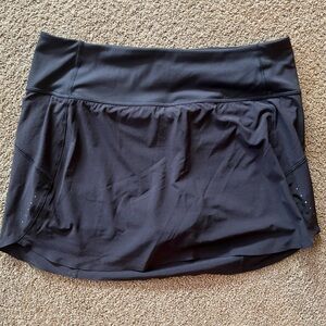 Athleta Run With It Skort 🖤